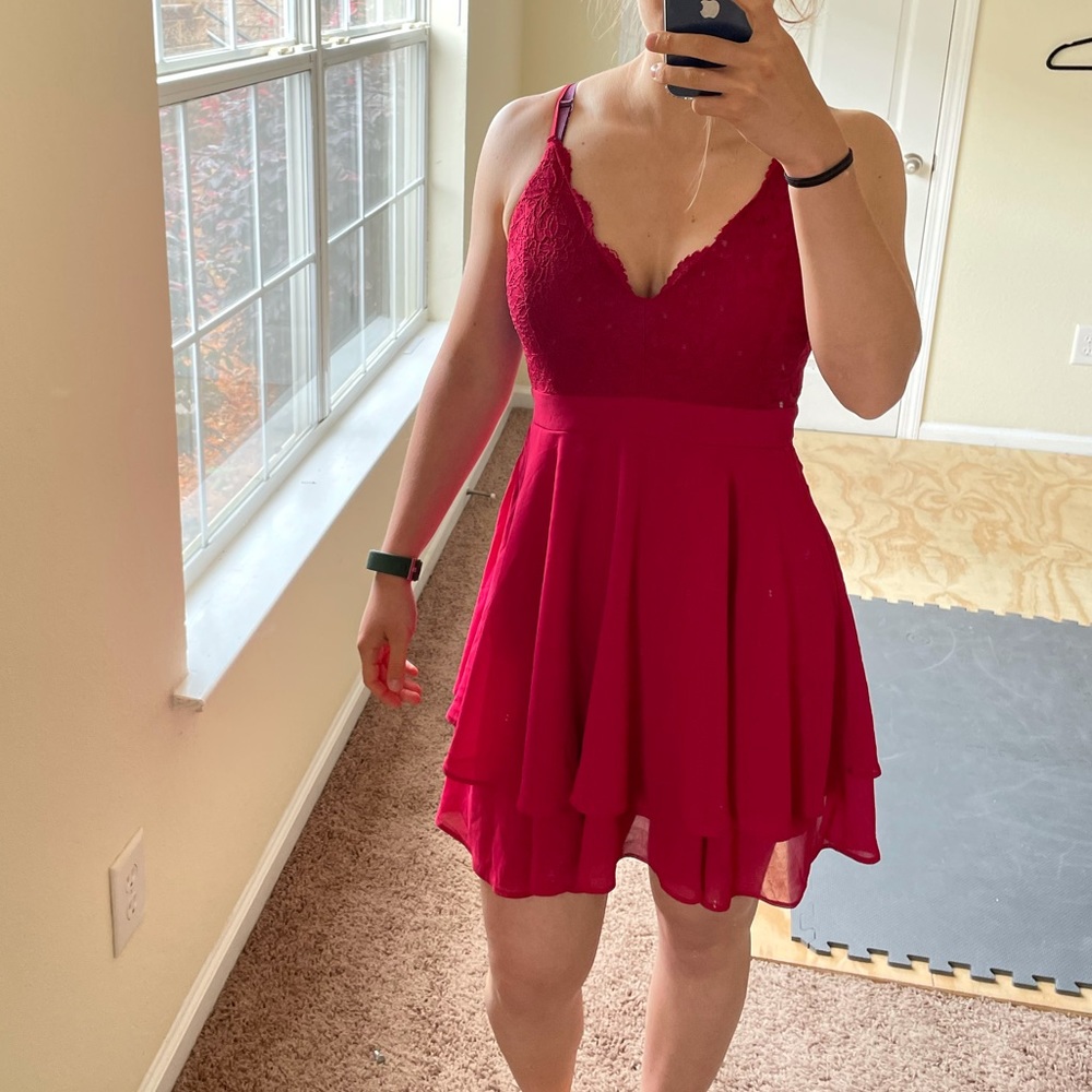NWT | Windsor Formal Dress | Red Lace & Chiffon